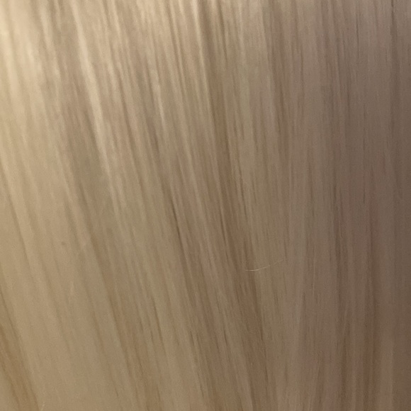 Beautiful wig I bought it off Etsy by Taylor Rich hair. Never wore limited deal - Picture 10 of 13